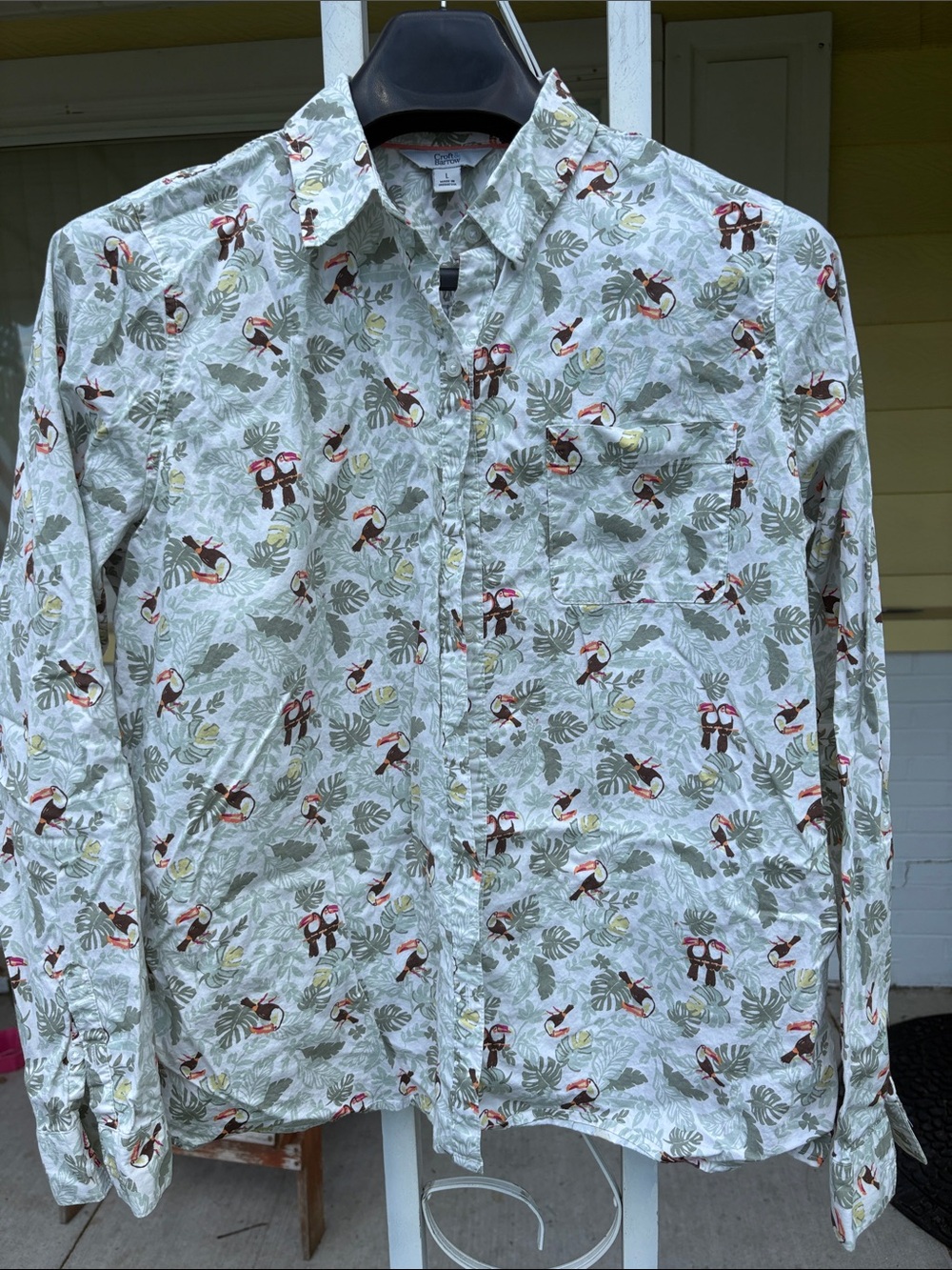 croft & barrow Light Green Tropical Toucan Print Button-Down Shirt